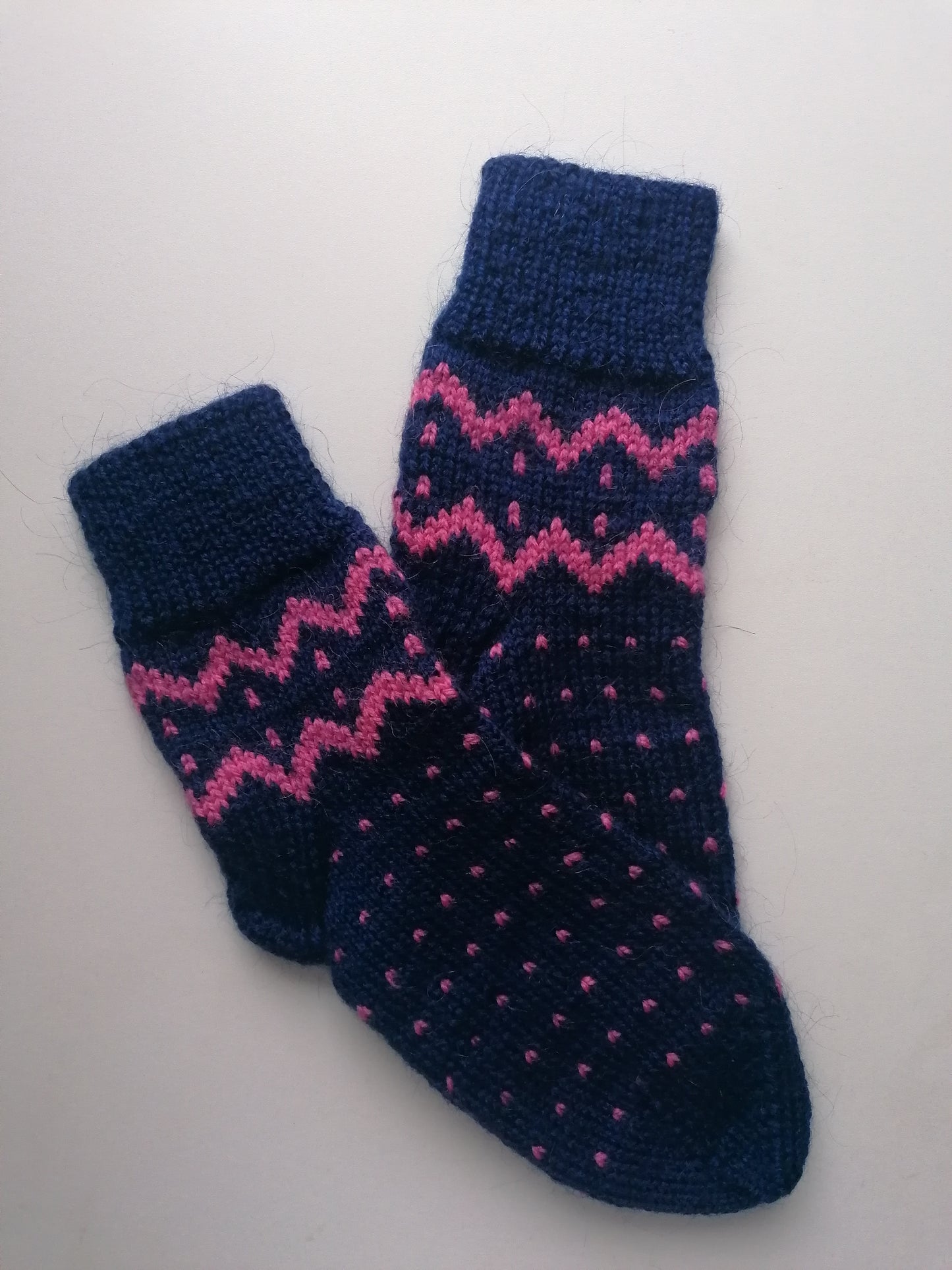 Blue socks with pink pattern
